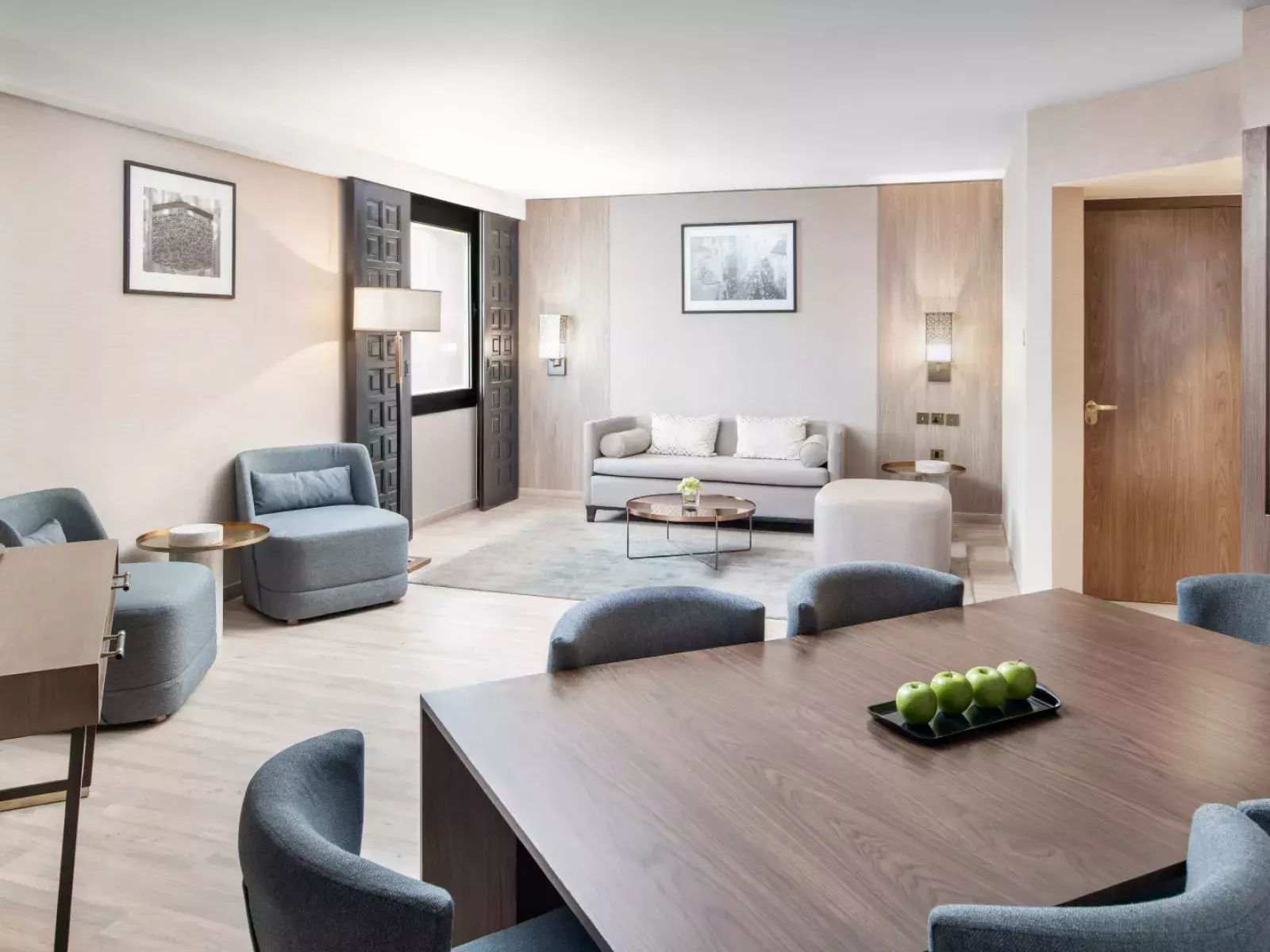 Makarem hotel Suites living room